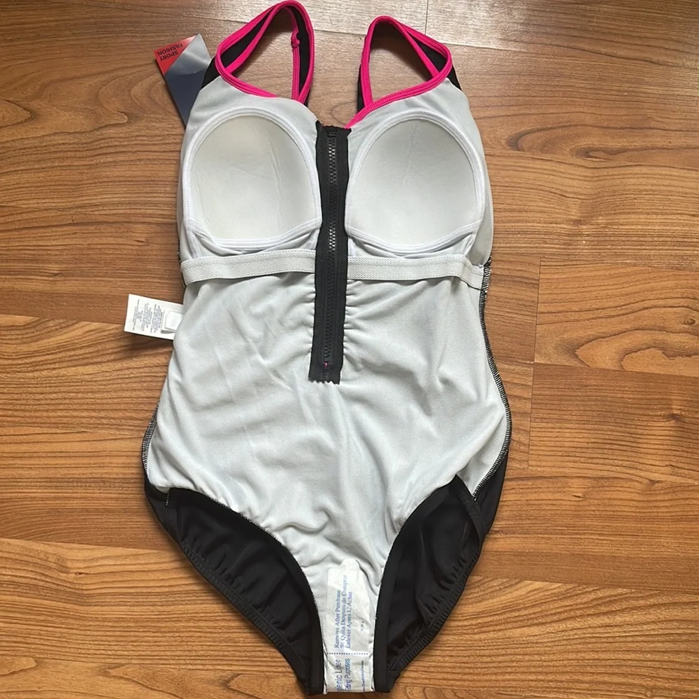 NWT Reebok bathing suit - Picture 5 of 9